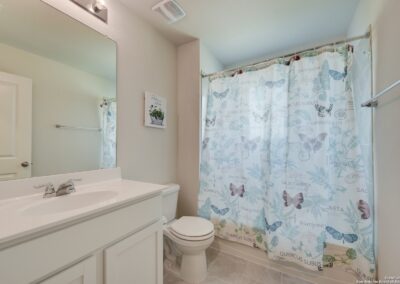 affordable homes - Bathroom